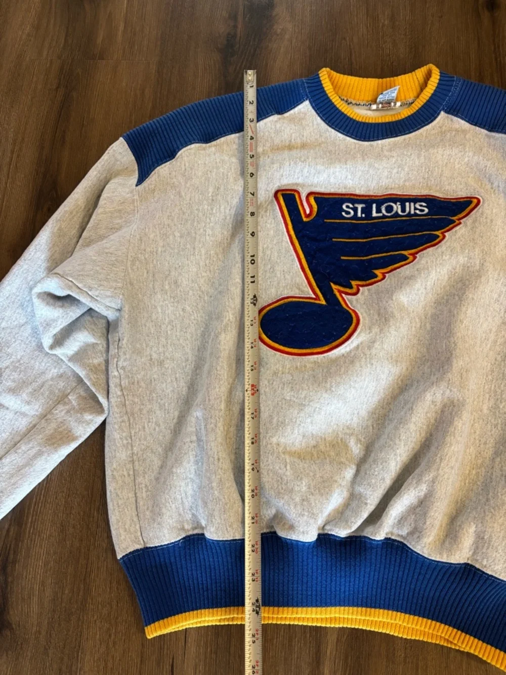 St. Louis Blues Vintage Gray, Blue & Yellow Crewneck Sweatshirt - Picture 4 of 4